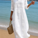 Vestido femenino casual con diseño floral