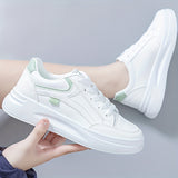 Zapatillas blancas elegantes de comodidad ligera